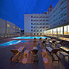 Ada Newday Resort Hotel